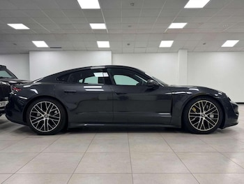 Used Porsche Taycan 2021 for sale - 78955166: Photo
