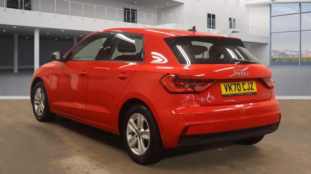 Used Audi A1 2020 for sale - 76586618: Photo 2