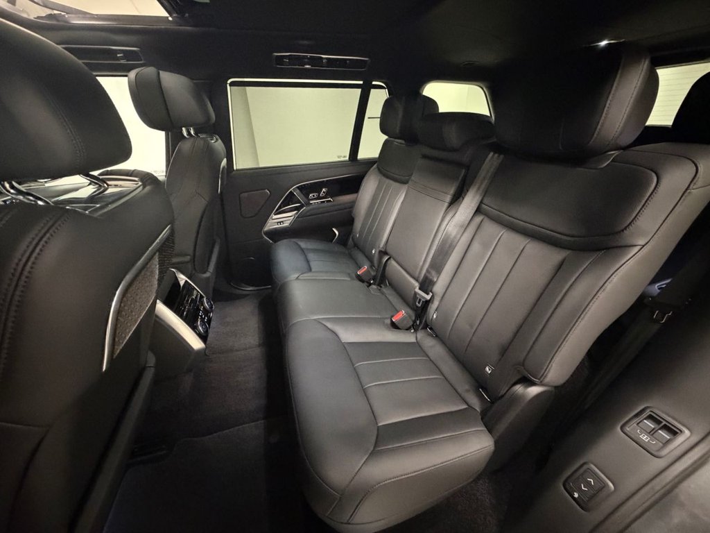 Used Land Rover Range Rover 2025 for sale - 76740226: Photo 44