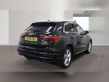 Used Audi Q3 2020 for sale - 79562733: Photo