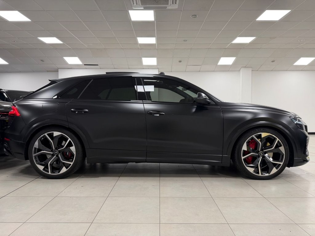 Used Audi RS Q8 2023 for sale - 76867367: Photo 2