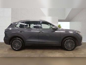 Used Volkswagen Tiguan 2024 for sale - 79113980: Photo