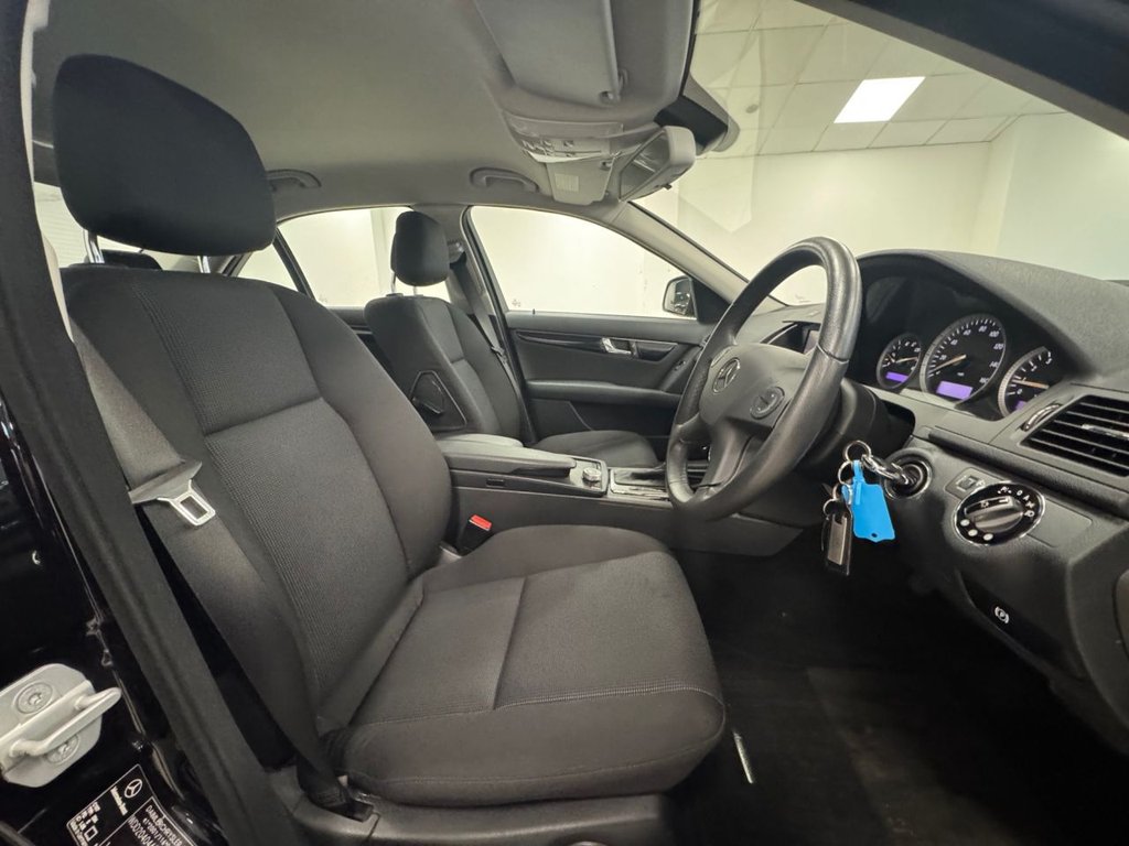 Used Mercedes-Benz C Class 2007 for sale - 77111161: Photo 3