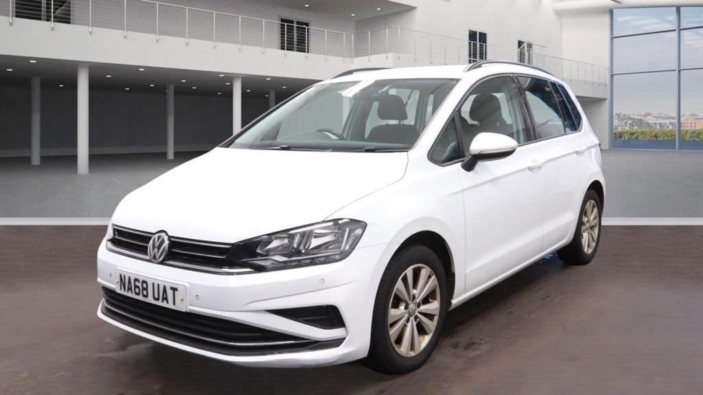 Used Volkswagen Golf SV 2018 for sale - 77048837: Photo 1