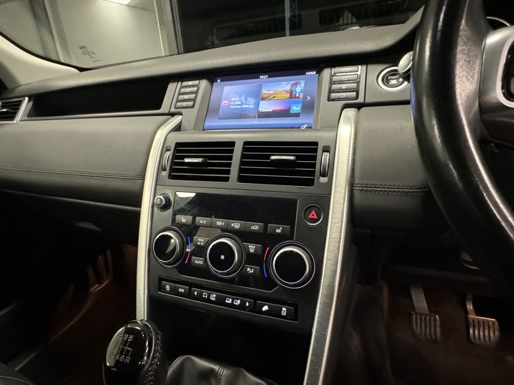 Used Land Rover Discovery Sport 2018 for sale - 76539636: Photo 22