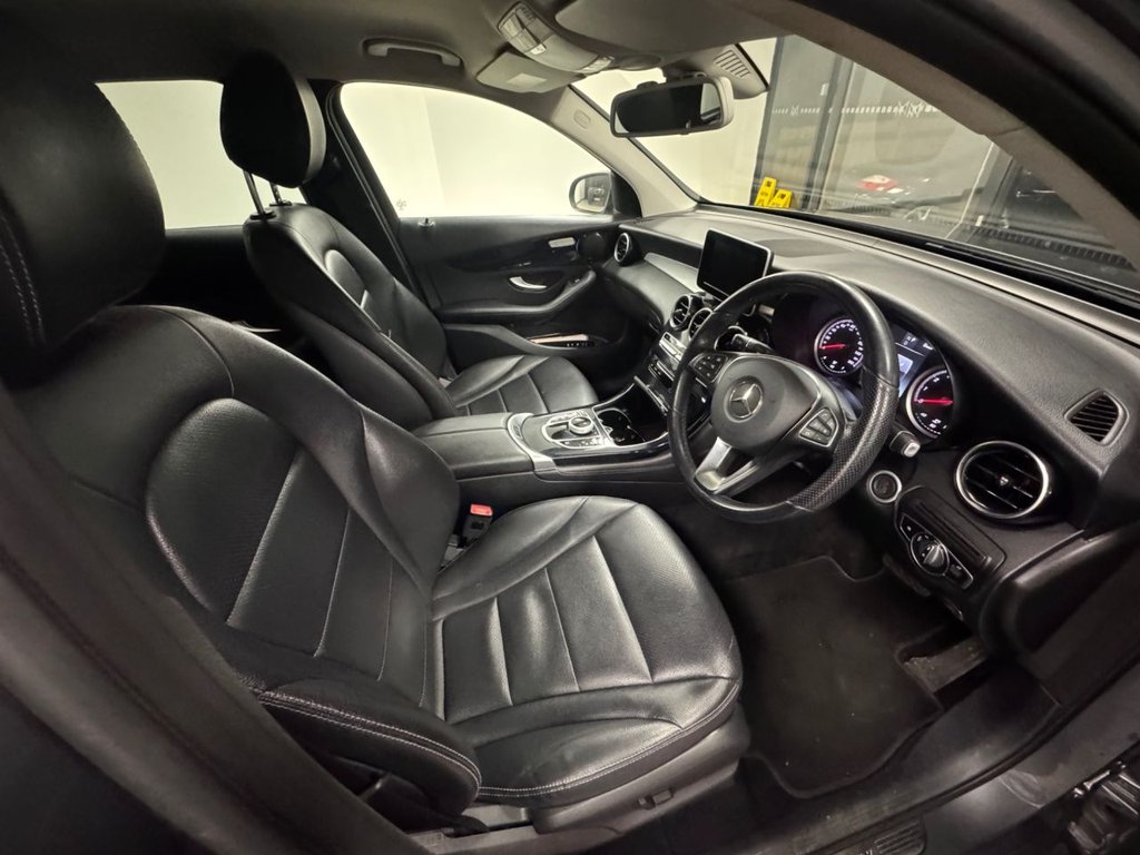Used Mercedes-Benz GLC 2018 for sale - 76923779: Photo 16