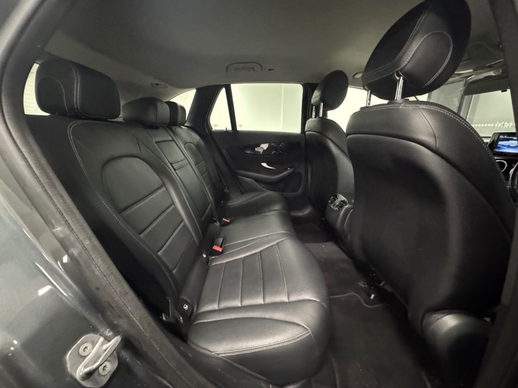 Used Mercedes-Benz GLC 2018 for sale - 76923779: Photo 18