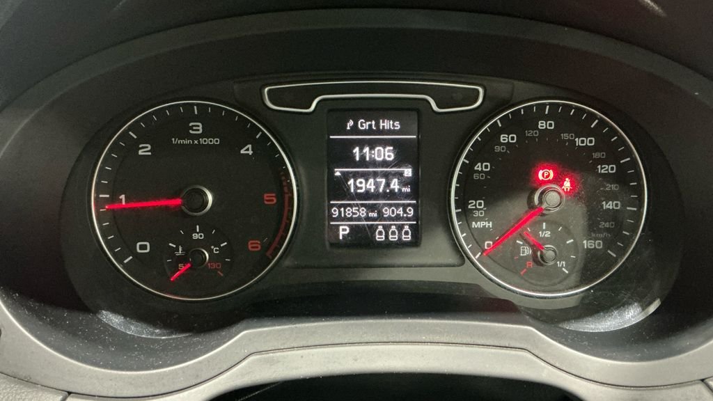 Used Audi Q3 2011 for sale - 76586636: Photo 16