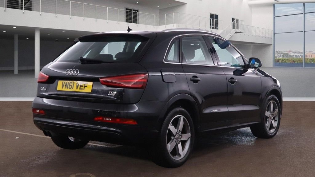 Used Audi Q3 2011 for sale - 76586636: Photo 4