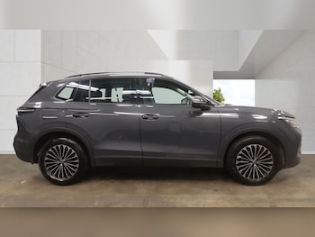 Used Volkswagen Tiguan 2024 for sale - 78167584: Photo