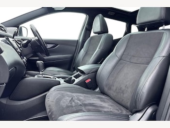 Used Nissan Qashqai 2017 for sale - 77971554: Photo