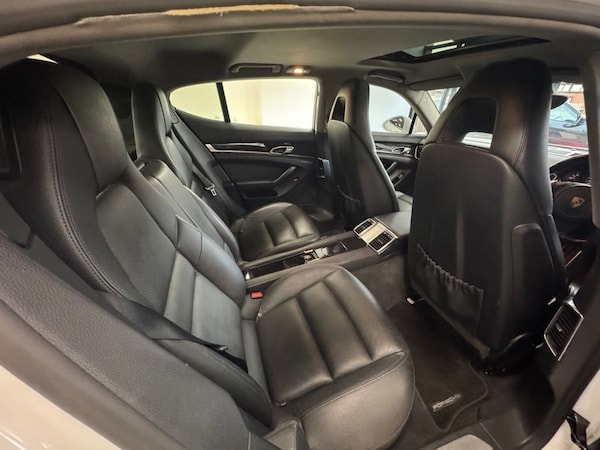 Used Porsche Panamera 2013 for sale - 75544421: Photo 19