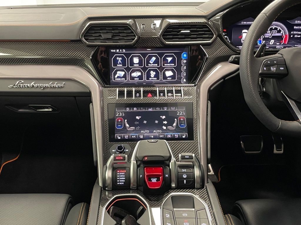 Used Lamborghini Urus 2020 for sale - 76867524: Photo 38