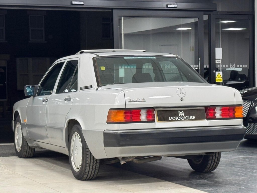 Used Mercedes-Benz 190 1989 for sale - 77451639: Photo 2