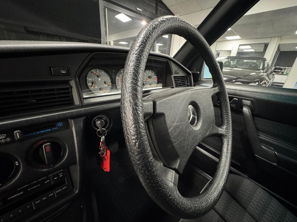 Used Mercedes-Benz 190 1989 for sale - 77451639: Photo 33