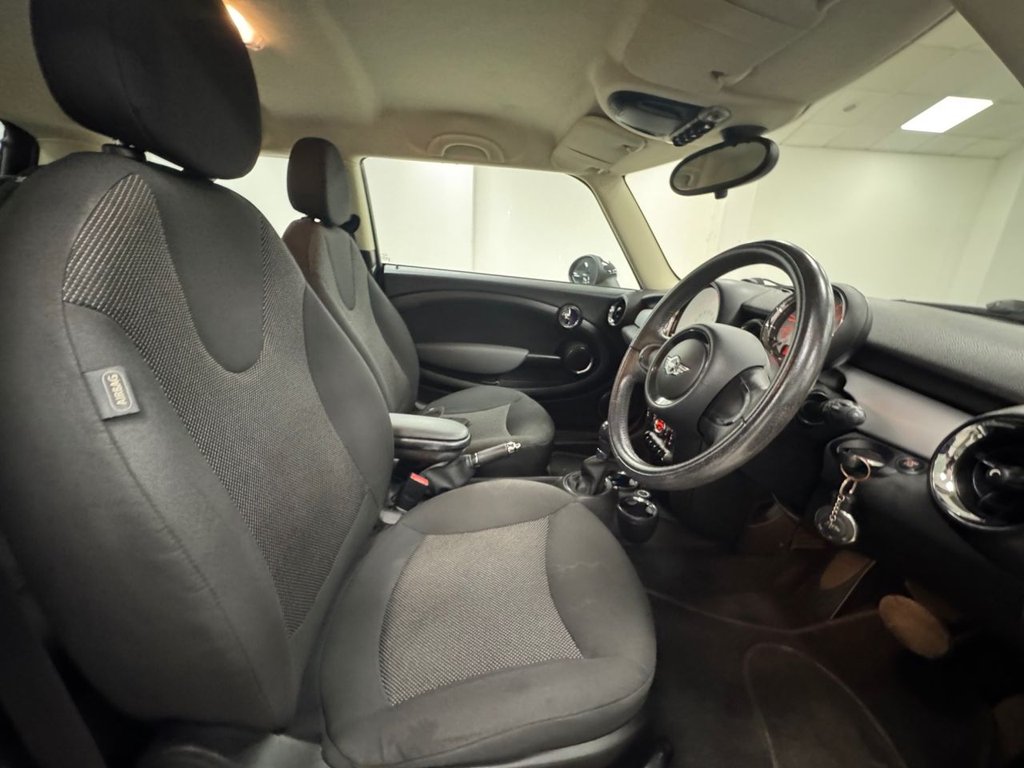 Used MINI Hatch 2011 for sale - 77075474: Photo 4