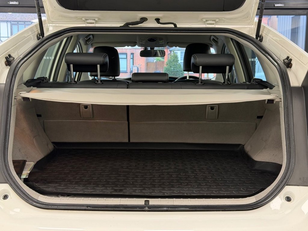 Used Toyota Prius 2012 for sale - 77470545: Photo 23