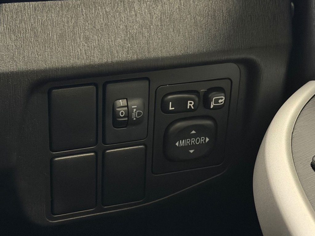 Used Toyota Prius 2012 for sale - 77470545: Photo 28