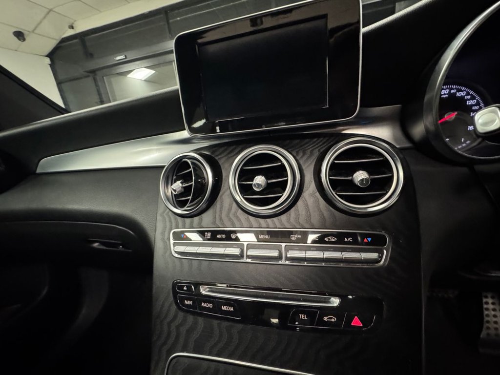 Used Mercedes-Benz GLC 2019 for sale - 76711153: Photo 29