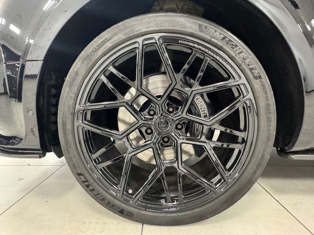 Used Bentley Bentayga 2018 for sale - 76338649: Photo 18