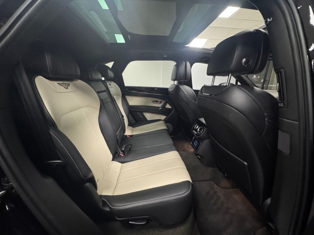 Used Bentley Bentayga 2018 for sale - 76338649: Photo 27