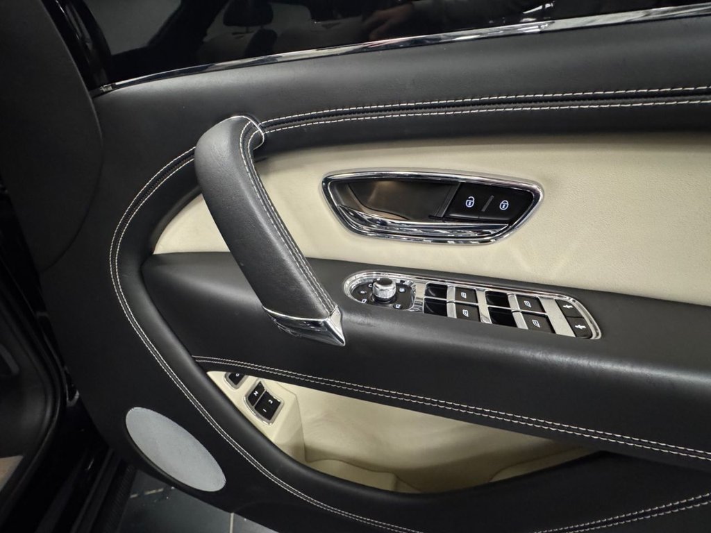 Used Bentley Bentayga 2018 for sale - 76338649: Photo 34