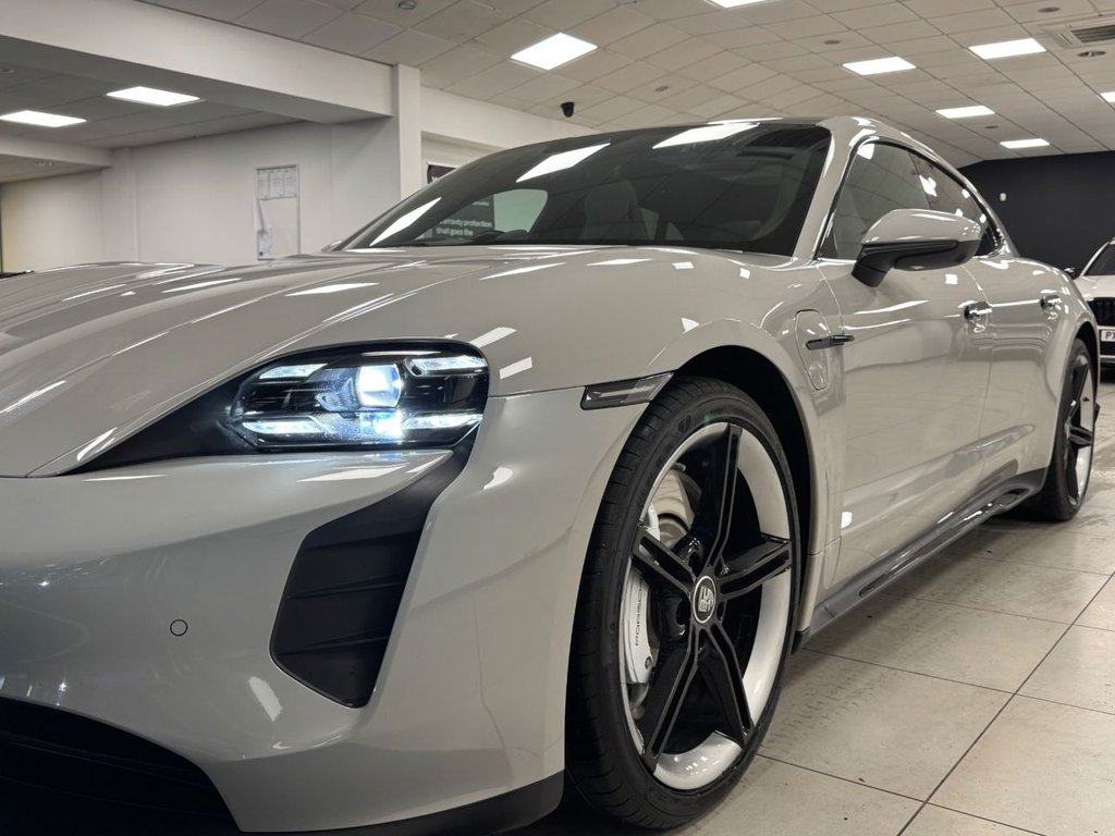 Used Porsche Taycan 2023 for sale - 77655492: Photo 27