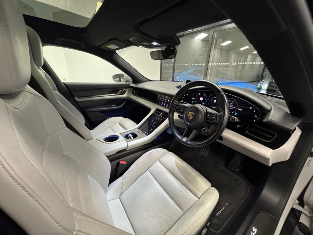 Used Porsche Taycan 2023 for sale - 77655492: Photo 29