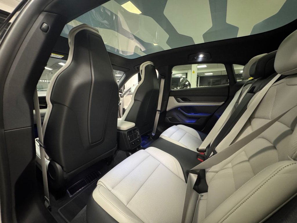 Used Porsche Taycan 2023 for sale - 77655492: Photo 33