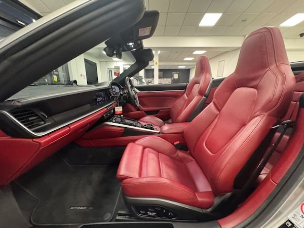 Used Porsche 911 2019 for sale - 75648057: Photo 35