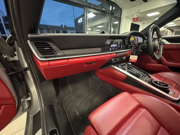 Used Porsche 911 2019 for sale - 75648057: Photo 39