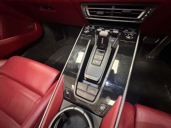 Used Porsche 911 2019 for sale - 75648057: Photo 42
