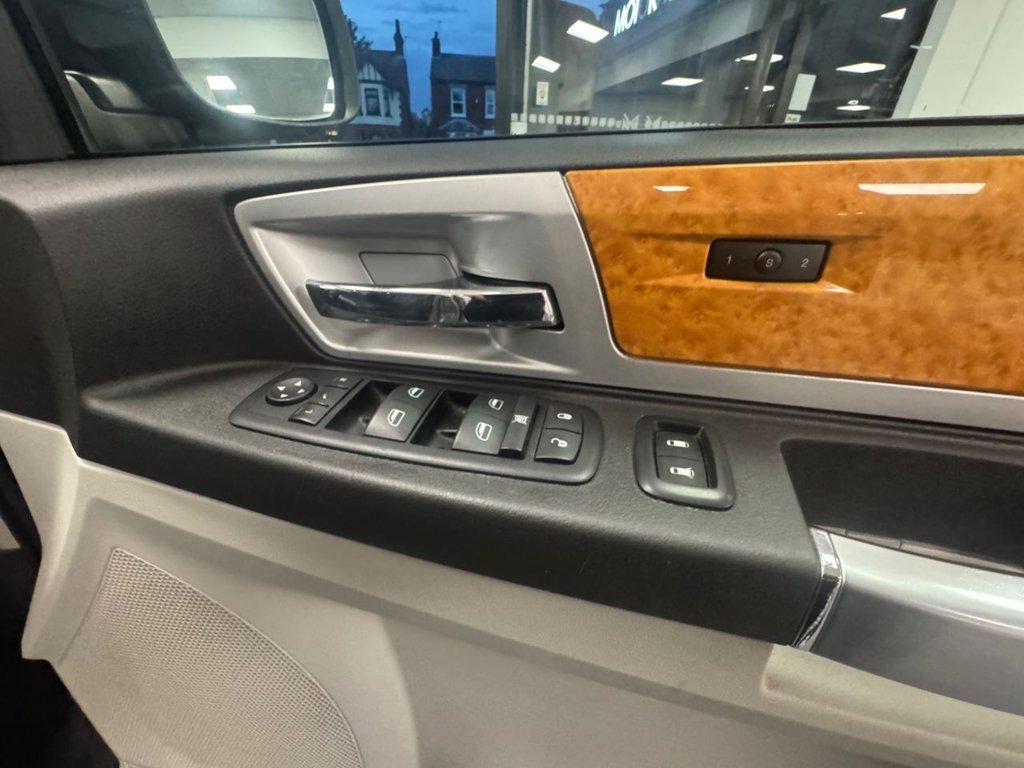 Used Chrysler Grand Voyager 2008 for sale - 75842880: Photo 26