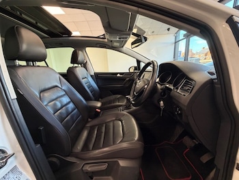 Used Volkswagen Golf SV 2014 for sale - 76356738: Photo