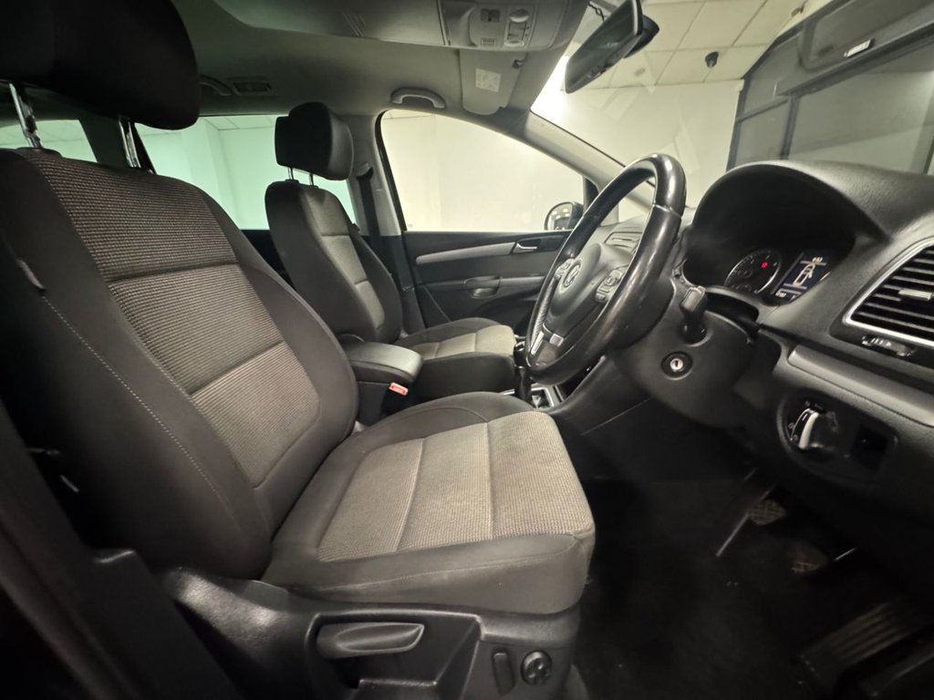 Used Volkswagen Sharan 2014 for sale - 76632414: Photo 3