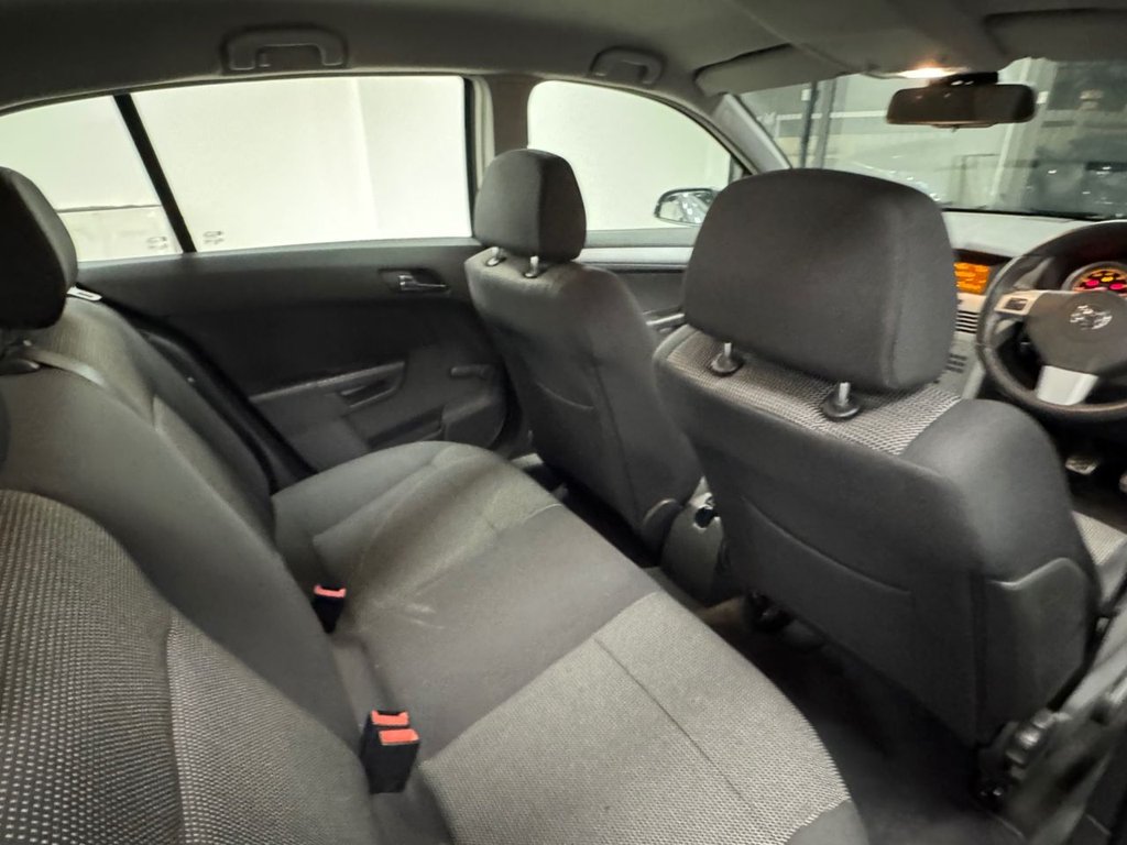 Used Vauxhall Astra 2008 for sale - 77121902: Photo 17