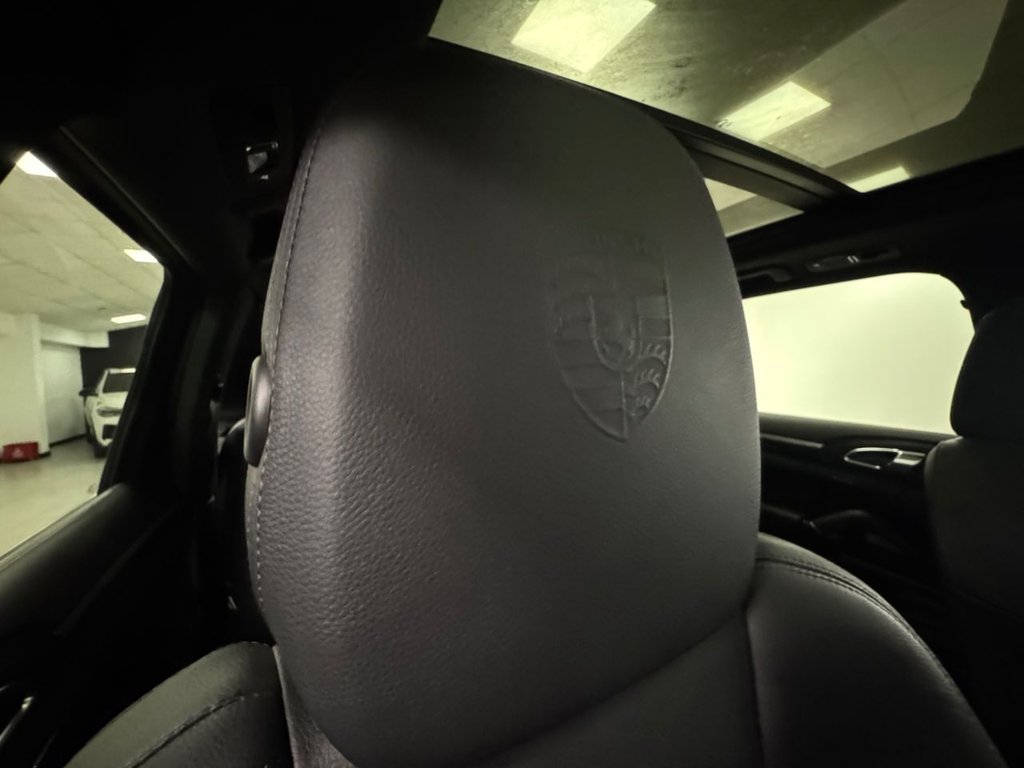 Used Porsche Cayenne 2015 for sale - 76582747: Photo 19