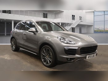 Used Porsche Cayenne 2015 for sale - 76582747: Photo