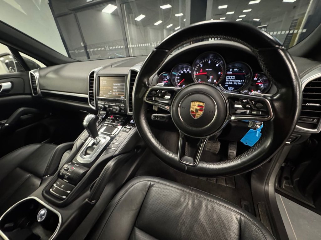 Used Porsche Cayenne 2015 for sale - 76582747: Photo 27