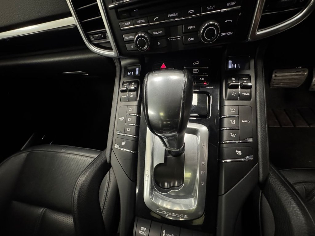 Used Porsche Cayenne 2015 for sale - 76582747: Photo 30