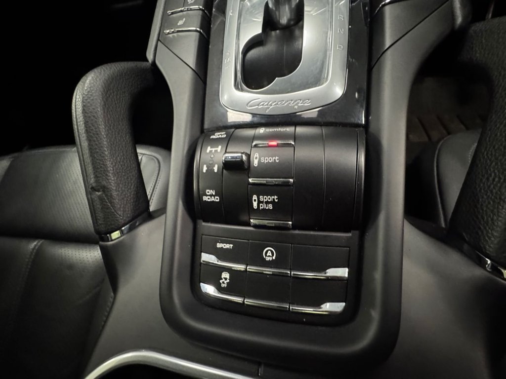 Used Porsche Cayenne 2015 for sale - 76582747: Photo 34