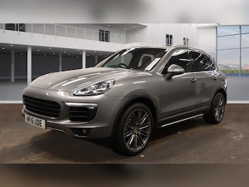 Used Porsche Cayenne 2015 for sale - 76582747: Photo