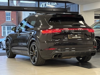 Used Porsche Cayenne 2018 for sale - 78500856: Photo