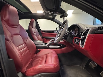 Used Porsche Cayenne 2018 for sale - 78500856: Photo