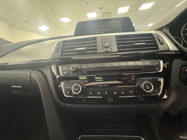 Used BMW 3 Series 2015 for sale - 75416577: Photo 24