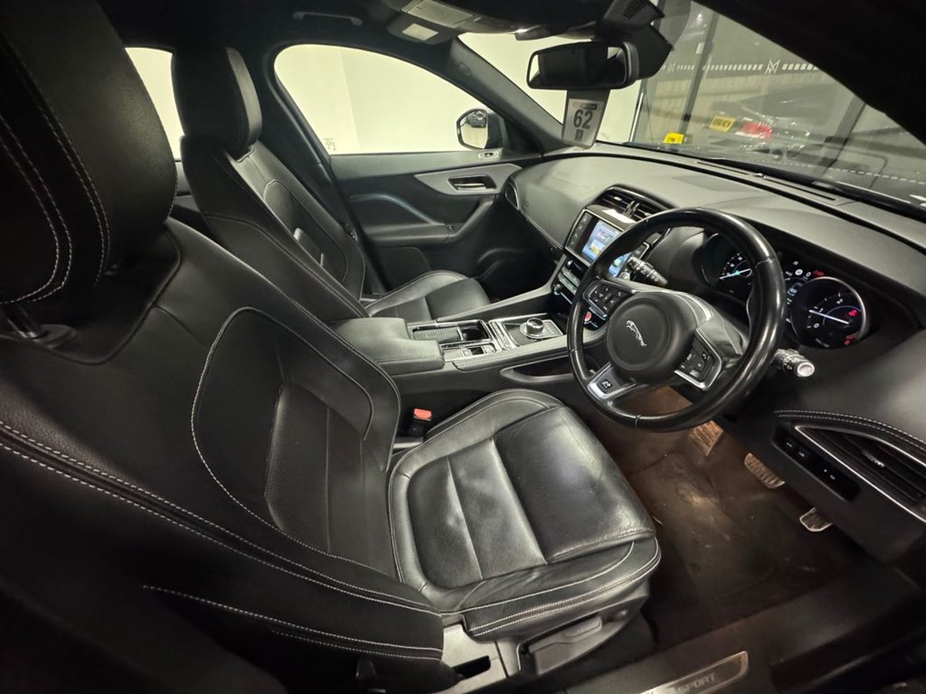 Used Jaguar F-Pace 2018 for sale - 76539696: Photo 15