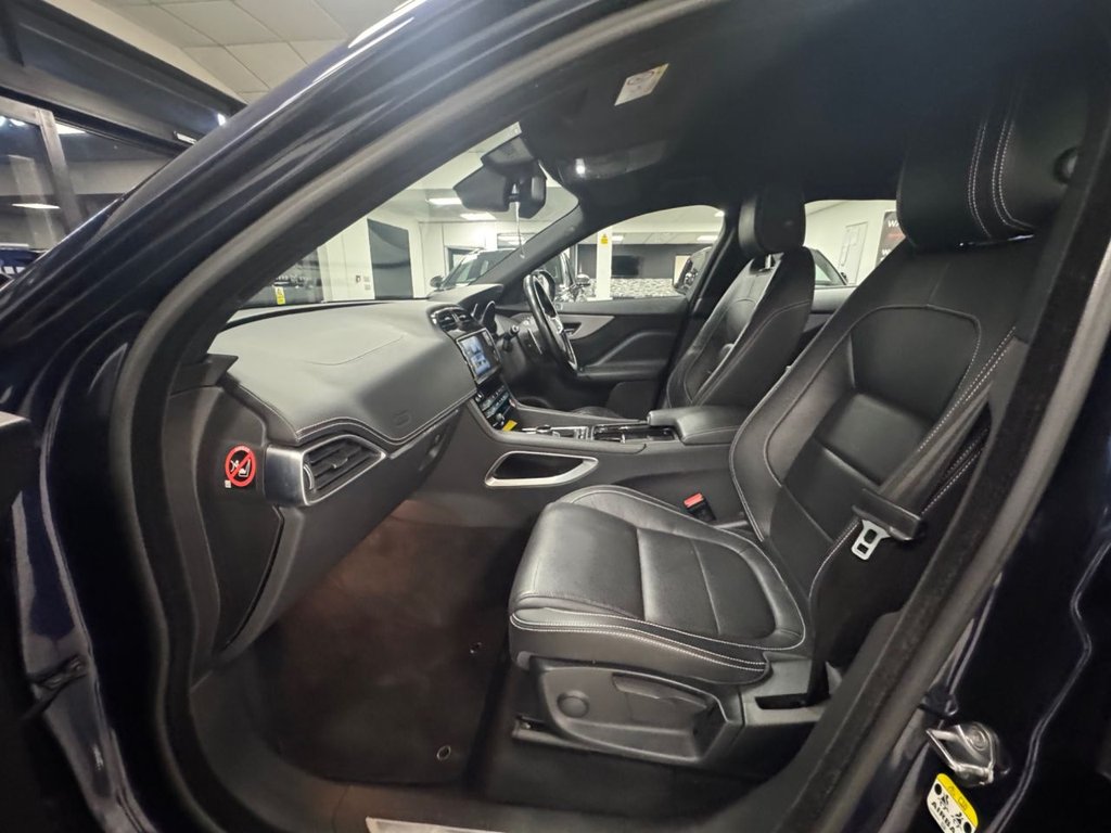 Used Jaguar F-Pace 2018 for sale - 76539696: Photo 21