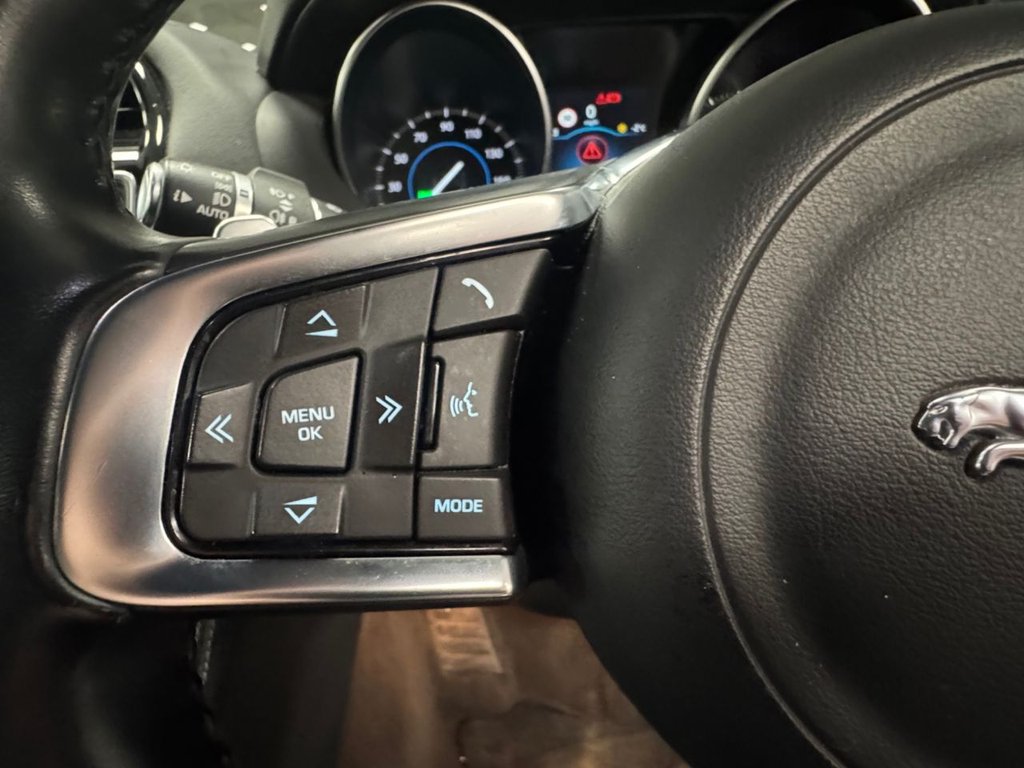 Used Jaguar F-Pace 2018 for sale - 76539696: Photo 23