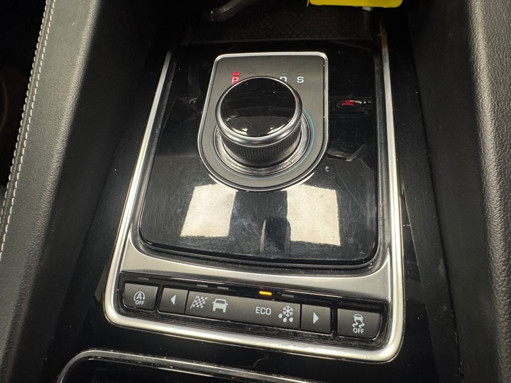 Used Jaguar F-Pace 2018 for sale - 76539696: Photo 26