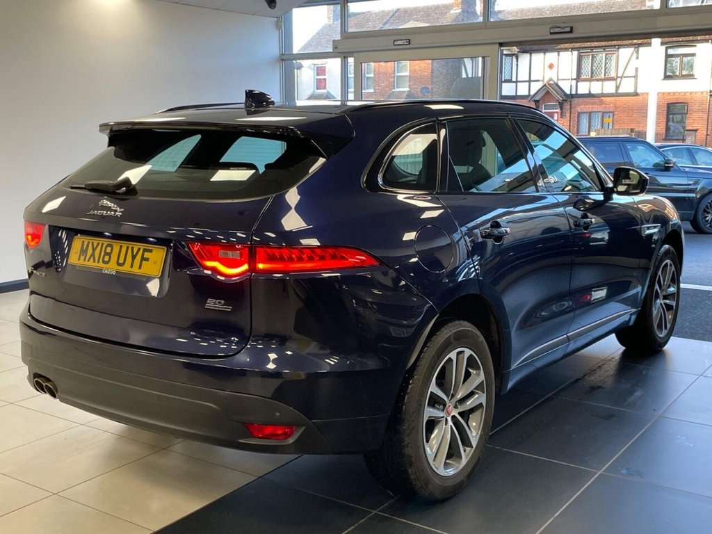 Used Jaguar F-Pace 2018 for sale - 76539696: Photo 4